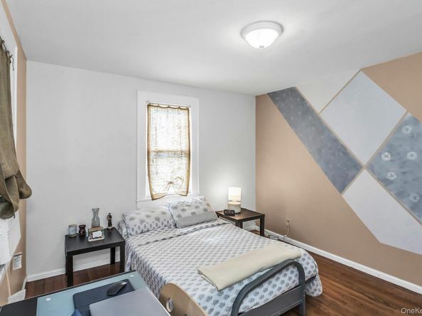 12 Washington Drive, Merrick NY 11566