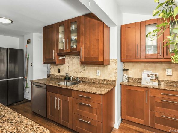 12 Washington Drive, Merrick NY 11566