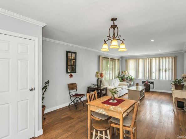 12 Washington Drive, Merrick NY 11566