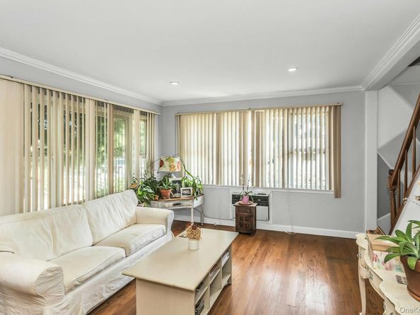 12 Washington Drive, Merrick NY 11566