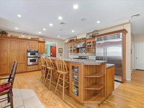 1040 Washington Avenue, Plainview NY 11803