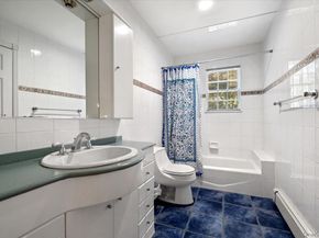 1040 Washington Avenue, Plainview NY 11803