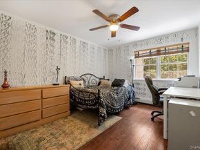 1040 Washington Avenue, Plainview NY 11803