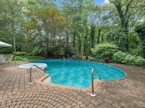 1040 Washington Avenue, Plainview NY 11803