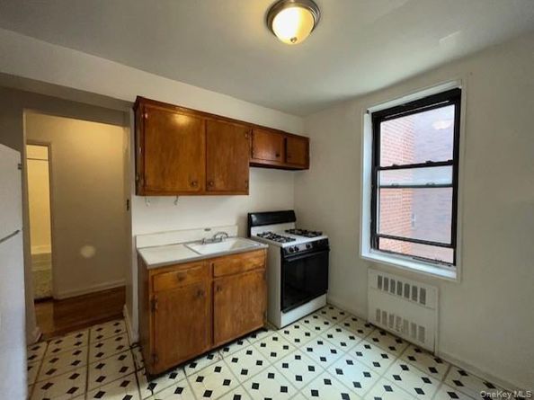 108-49 63rd Avenue 2F, Forest Hills NY 11375