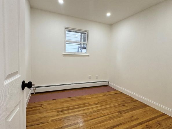 18918 Tioga Drive, Jamaica NY 11412
