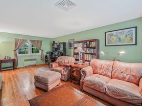 3 Tanyard Lane, Huntington NY 11743
