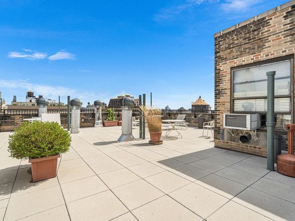 235 W 102nd Street 11O, New York (Manhattan) NY 10025