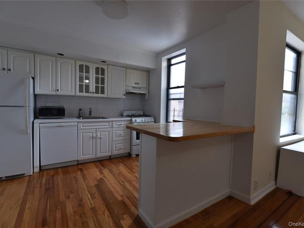 83-52 Talbot Street 5C, Kew Gardens NY 11415