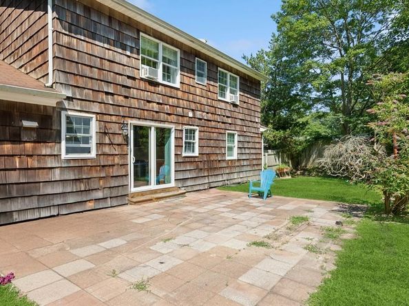 7 Mortimer Street, Westhampton Beach NY 11978