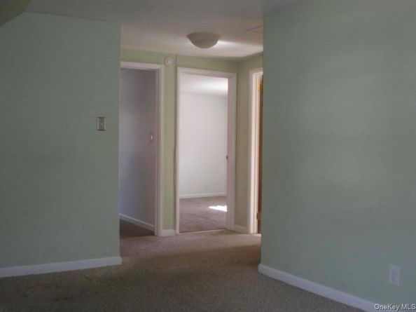 44 Jefferson Avenue, Lynbrook NY 11563