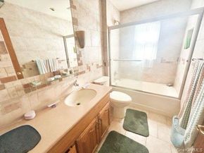44 Jefferson Avenue, Lynbrook NY 11563