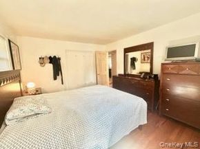 44 Jefferson Avenue, Lynbrook NY 11563