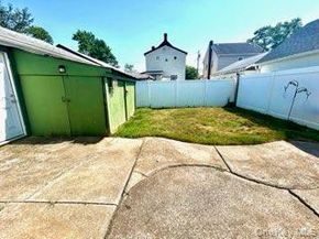 44 Jefferson Avenue, Lynbrook NY 11563