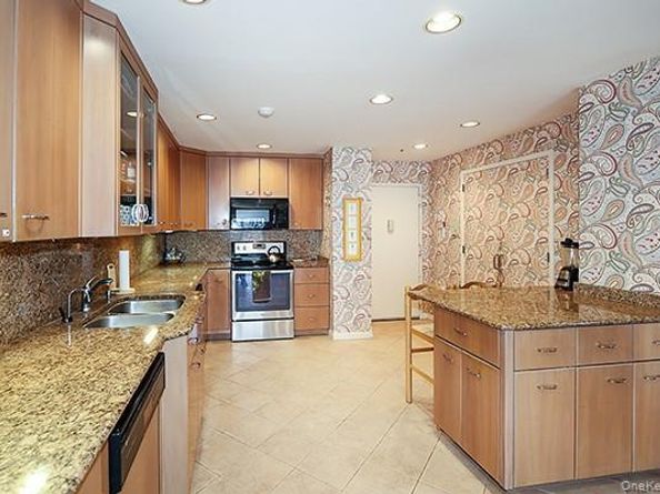 360 Shore Road 6L & 6M, Long Beach NY 11561