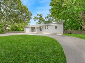 34 Pinetop Drive, Shirley NY 11967