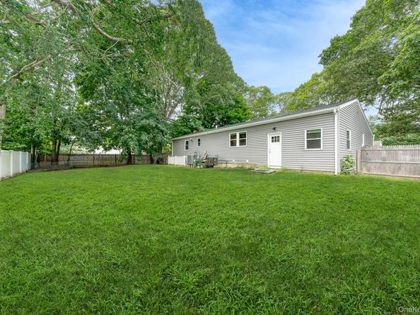 34 Pinetop Drive, Shirley NY 11967