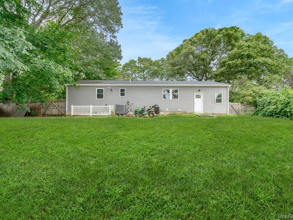 34 Pinetop Drive, Shirley NY 11967