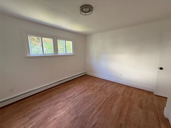 83 Smith Lane, Medford NY 11763