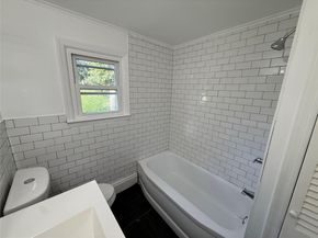 83 Smith Lane, Medford NY 11763