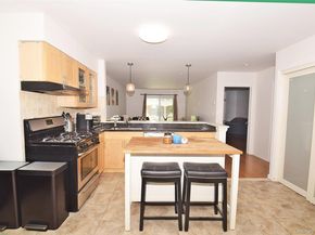12-36 Estates Lane 49 L, Bayside NY 11360