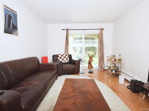 12-36 Estates Lane 49 L, Bayside NY 11360