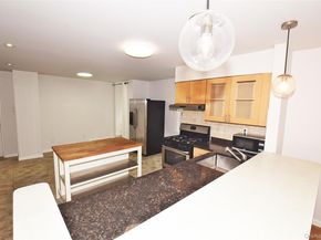 12-36 Estates Lane 49 L, Bayside NY 11360