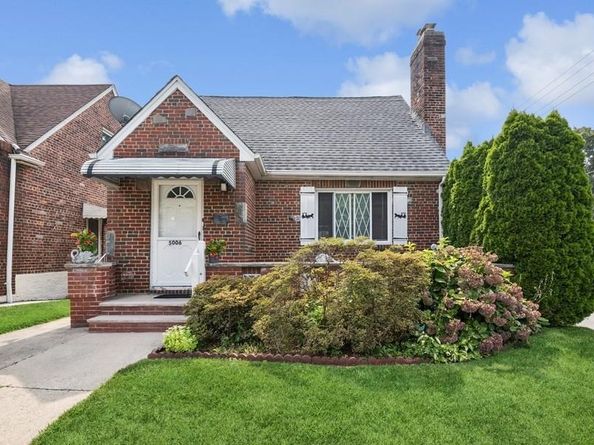 5006 Marathon Parkway, Little Neck NY 11362