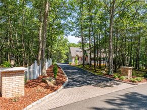 15 Douglas Lane, Manorville NY 11949