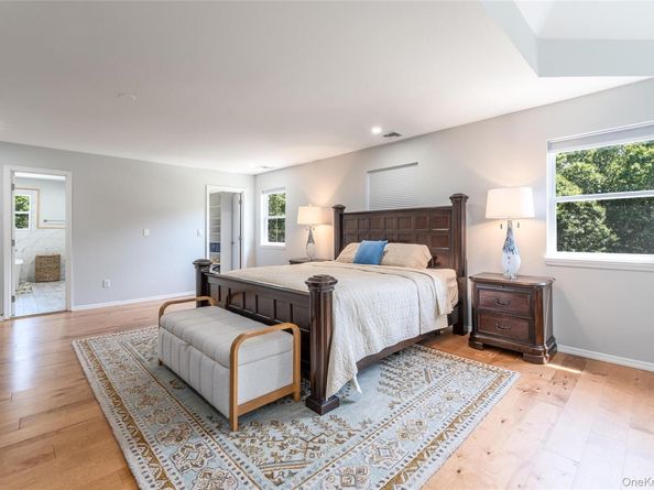 15 Douglas Lane, Manorville NY 11949