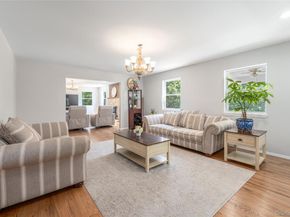 15 Douglas Lane, Manorville NY 11949