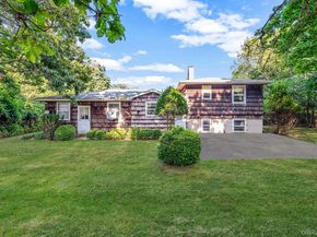 11 Easterly Road, Hampton Bays NY 11946