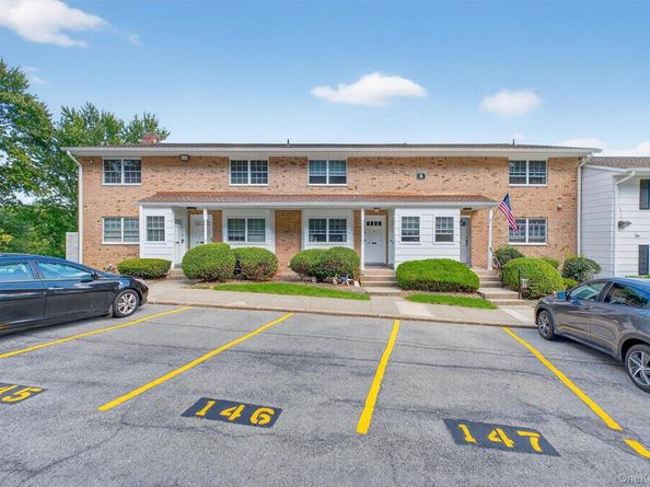 1840 Crompond Road EC8, Peekskill NY 10566