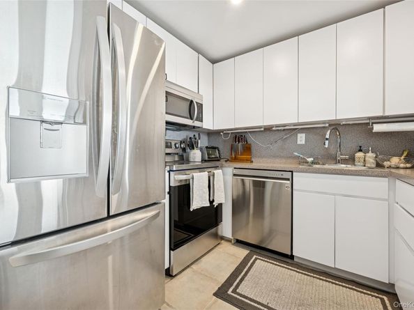 2 Richmond Rd 6S, Lido Beach NY 11561