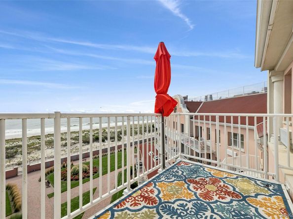 2 Richmond Rd 6S, Lido Beach NY 11561