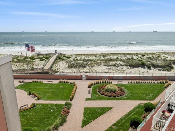 2 Richmond Rd 6S, Lido Beach NY 11561