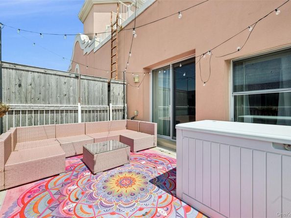 2 Richmond Rd 6S, Lido Beach NY 11561