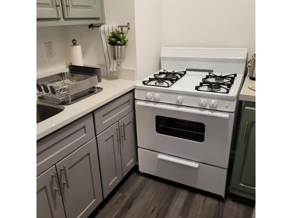 118-18 Union Turnpike 5J, Kew Gardens NY 11415