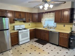 4934 Little Neck Parkway, Little Neck NY 11362