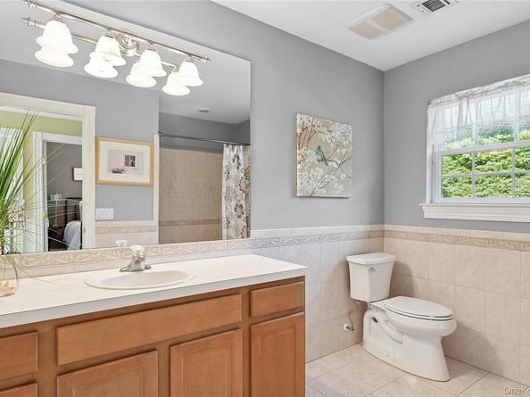 3 Steven Path, Center Moriches NY 11934