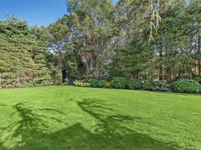 3 Steven Path, Center Moriches NY 11934