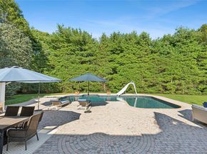 3 Steven Path, Center Moriches NY 11934