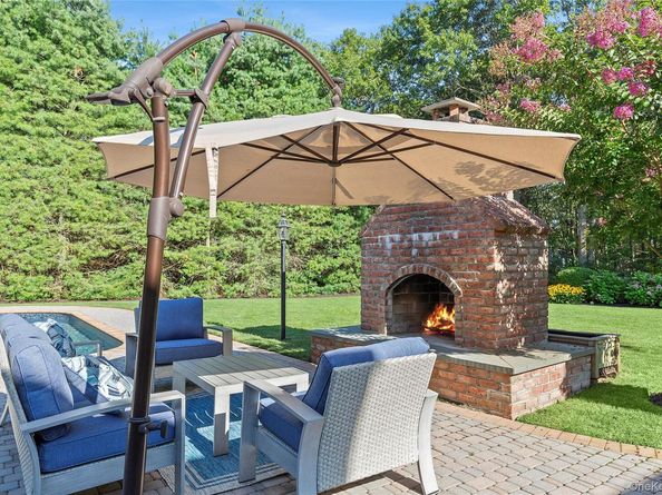 3 Steven Path, Center Moriches NY 11934