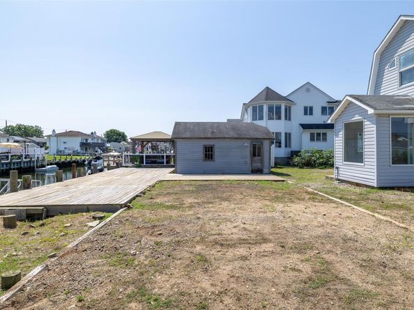 2601 Ocean Avenue, Seaford NY 11783