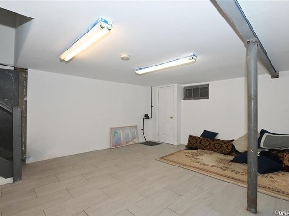 11 Edwards Place, Valley Stream NY 11580