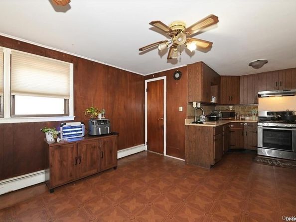 11 Edwards Place, Valley Stream NY 11580