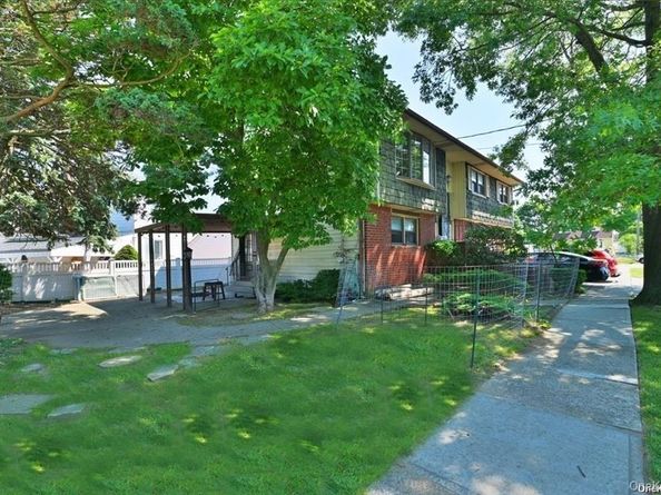 11 Edwards Place, Valley Stream NY 11580