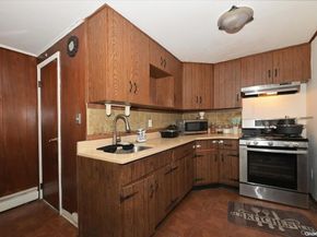 11 Edwards Place, Valley Stream NY 11580
