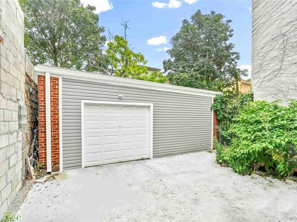 207 Bradford Street, Brooklyn NY 11207
