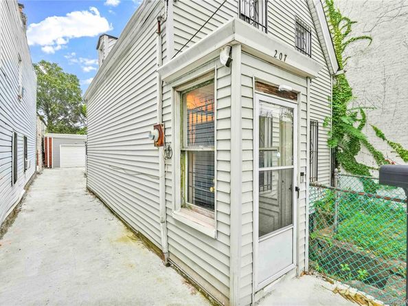 207 Bradford Street, Brooklyn NY 11207